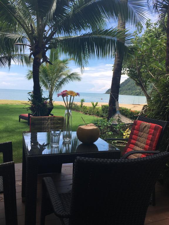 Absolute Beachfront Villa チャン島 エクステリア 写真