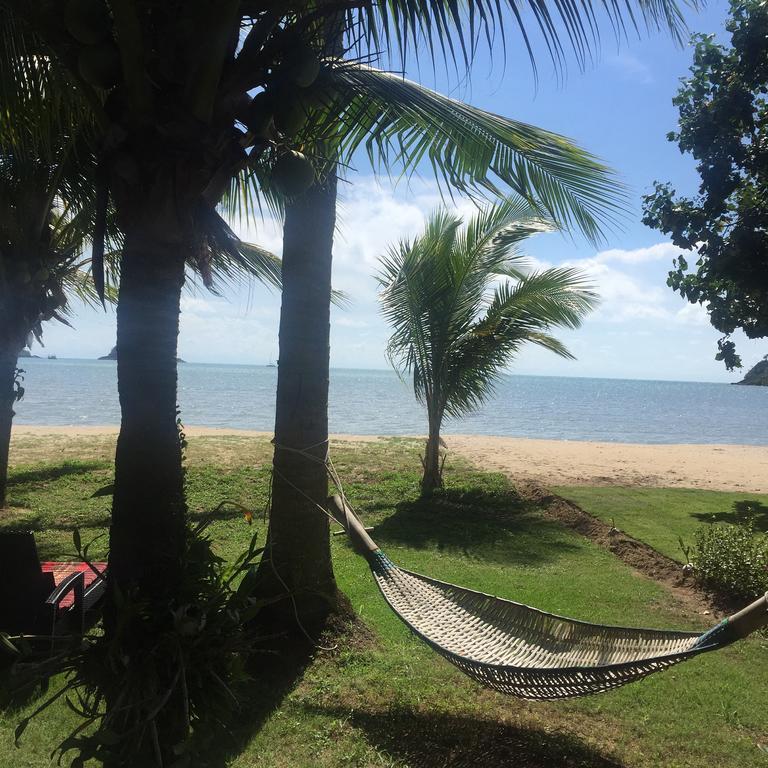 Absolute Beachfront Villa チャン島 エクステリア 写真